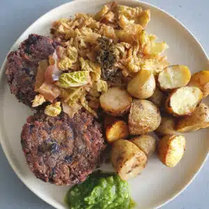 Black-bean-burgers-belenoptimumhealth